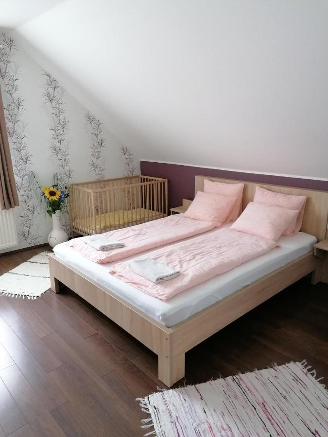 FaDóra Apartman Tihany Exterior foto