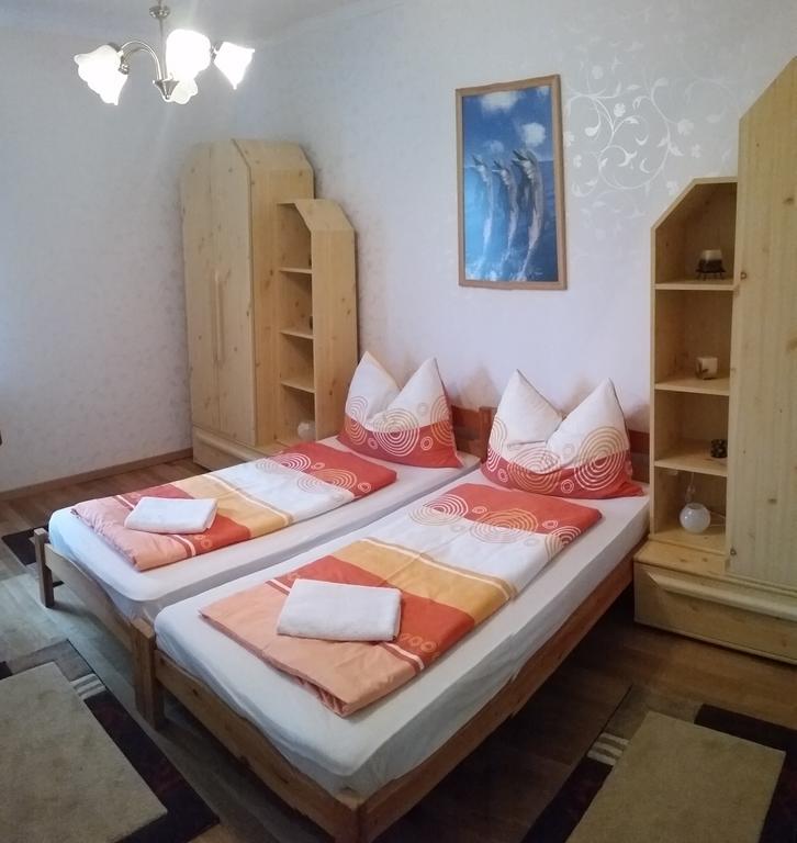 FaDóra Apartman Tihany Quarto foto